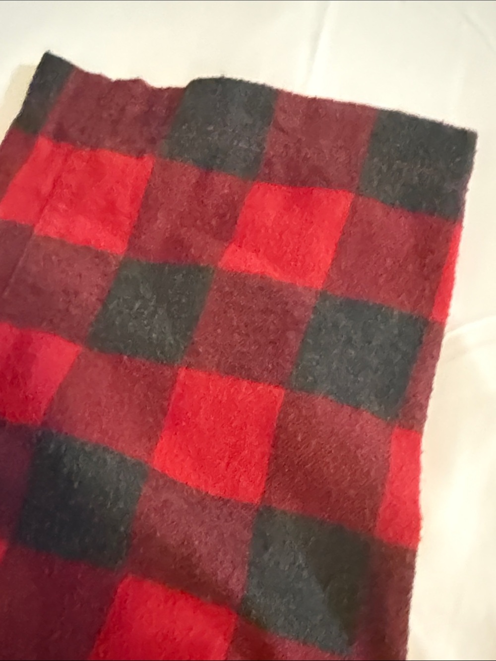 Abercrombie M Red and Black Buffalo Plaid Lounge Pants - Picture 3 of 6